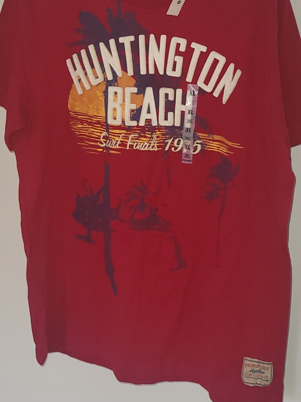 Old Navy Red Huntington Beach Graphic Tee